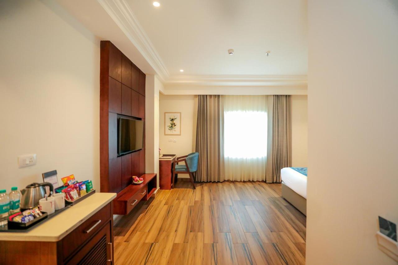 Regenta Place Phagwara By Royal Orchid Hotels Limited Exterior foto